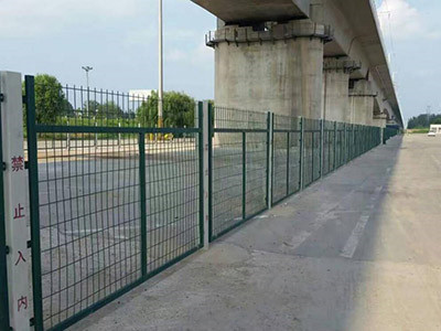 铁路护栏网图片2